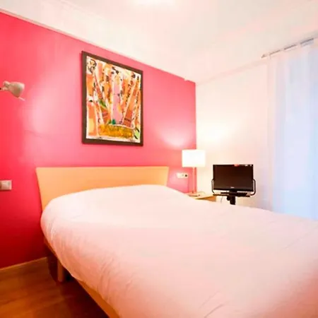 The Collection | Ondarreta Beach Apartamento