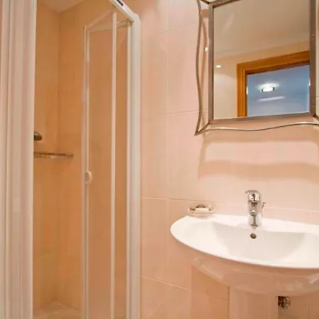 The Collection | Ondarreta Beach Apartamento *