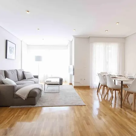 Apartamento The Collection | Ondarreta Beach San Sebastián